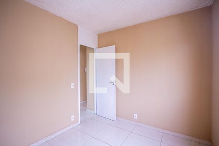 Quarto 2 de apartamento para alugar com 2 quartos, 43m² em Nova Cidade, São Gonçalo