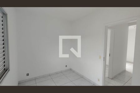 Quarto 2 de apartamento para alugar com 2 quartos, 56m² em Jardim Sao Luiz, Ferraz de Vasconcelos