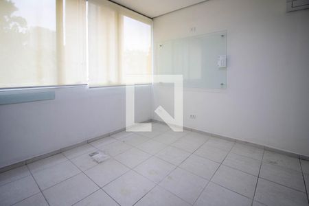 Sala 1 de casa para alugar com 1 quarto, 30m² em Vila Suzana, São Paulo