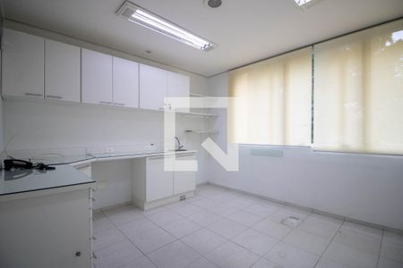 Sala 1 de casa para alugar com 1 quarto, 30m² em Vila Suzana, São Paulo