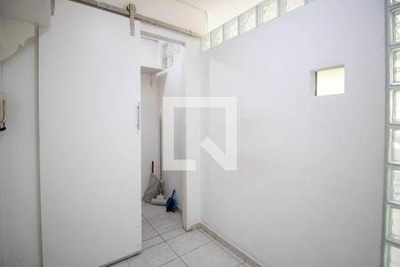 Sala 2 de casa para alugar com 1 quarto, 30m² em Vila Suzana, São Paulo