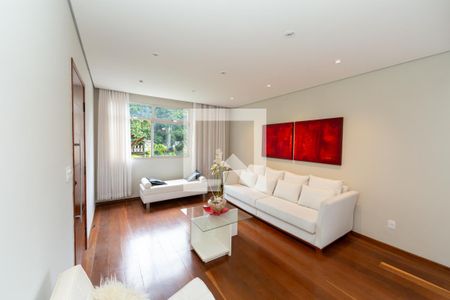 SALA de apartamento para alugar com 4 quartos, 120m² em Serra, Belo Horizonte