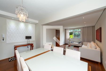 SALA de apartamento para alugar com 4 quartos, 120m² em Serra, Belo Horizonte