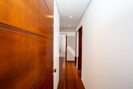 Corredor de apartamento para alugar com 4 quartos, 120m² em Serra, Belo Horizonte