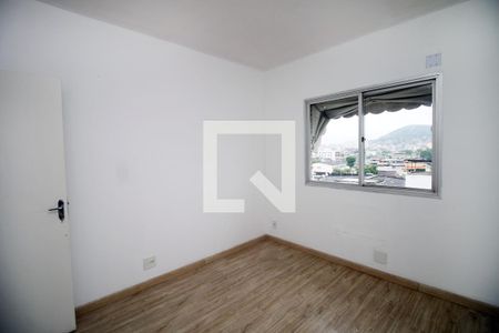 Quarto 1 de apartamento para alugar com 2 quartos, 100m² em Irajá, Rio de Janeiro