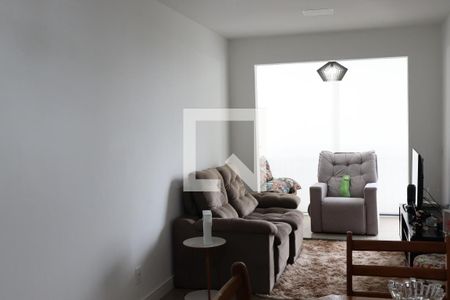 Sala  de apartamento à venda com 3 quartos, 75m² em Picanço, Guarulhos