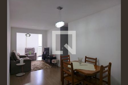 Sala  de apartamento à venda com 3 quartos, 75m² em Picanço, Guarulhos