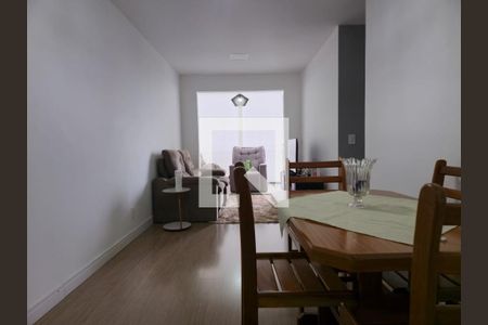 Sala  de apartamento à venda com 3 quartos, 75m² em Picanço, Guarulhos