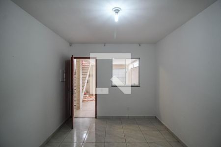 Sala de casa para alugar com 2 quartos, 56m² em Parque Sao Vicente, Belford Roxo