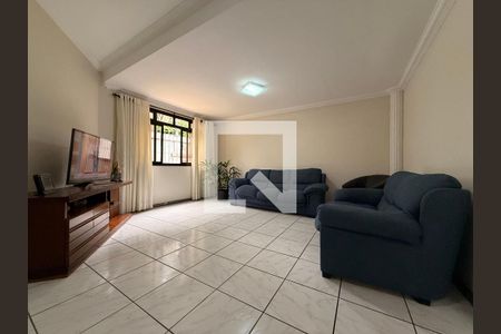 Casa à venda com 3 quartos, 360m² em Alto Caiçaras, Belo Horizonte