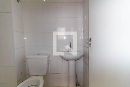 Banheiro de apartamento para alugar com 1 quarto, 29m² em Cidade Satelite Santa Barbara, São Paulo