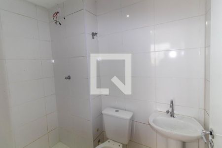 Banheiro de apartamento para alugar com 1 quarto, 29m² em Cidade Satelite Santa Barbara, São Paulo