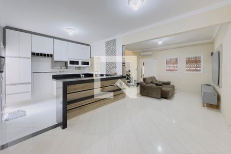 Casa para alugar com 3 quartos, 118m² em Jardim Santa Marina, Jacareí