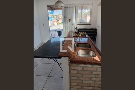 Cozinha de kitnet/studio para alugar com 2 quartos, 76m² em Pião, São Gonçalo