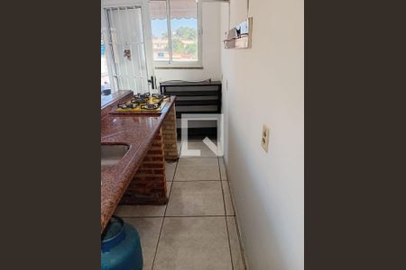 Cozinha de kitnet/studio para alugar com 2 quartos, 76m² em Pião, São Gonçalo
