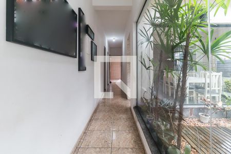 Corredor de casa para alugar com 3 quartos, 261m² em Jardim Medina, Poá