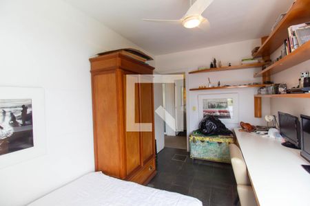 Casa de Condomínio à venda com 4 quartos, 250m² em Badu, Niterói