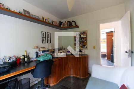 Casa de Condomínio à venda com 4 quartos, 250m² em Badu, Niterói