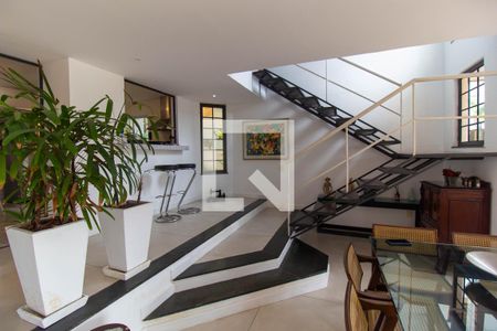 Casa de Condomínio à venda com 4 quartos, 250m² em Badu, Niterói