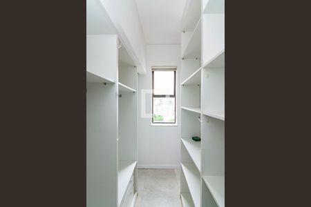 Closet da suíte de apartamento à venda com 3 quartos, 220m² em Sion, Belo Horizonte