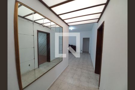 Hall de entrada de apartamento para alugar com 2 quartos, 175m² em Itararé, São Vicente