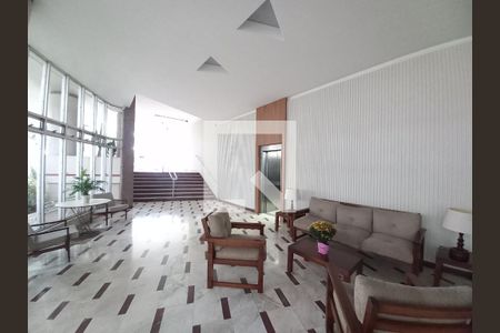 Hall social de apartamento para alugar com 3 quartos, 175m² em Itararé, São Vicente