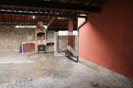 Casa para alugar com 4 quartos, 160m² em Califórnia, Nova Iguaçu