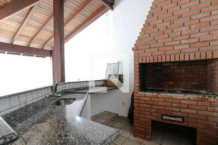 Apartamento para alugar com 210m², 3 quartos e 1 vagaÁrea Comum