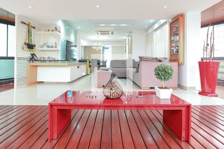 Sacada de apartamento para alugar com 3 quartos, 210m² em Carmo, Mogi das Cruzes