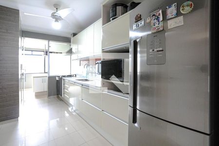 Apartamento para alugar com 210m², 3 quartos e 1 vagaCozinha