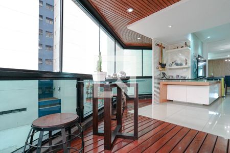 Sacada de apartamento para alugar com 3 quartos, 210m² em Carmo, Mogi das Cruzes