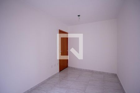 Sala de apartamento para alugar com 2 quartos, 30m² em Amendoeira, São Gonçalo