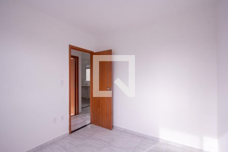 Quarto 2 de apartamento para alugar com 2 quartos, 30m² em Amendoeira, São Gonçalo