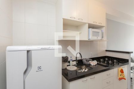 Cozinha de apartamento para alugar com 1 quarto, 28m² em Jardim Prudência, São Paulo