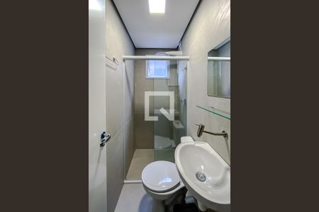 Banheiro de kitnet/studio para alugar com 1 quarto, 20m² em Barra Funda, São Paulo