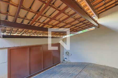 Casa à venda com 4 quartos, 310m² em Dona Clara, Belo Horizonte