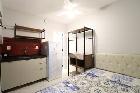 Sala/Quarto/Cozinha de kitnet/studio para alugar com 1 quarto, 15m² em Barra Funda, São Paulo