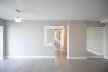 Apartamento à venda com 3 quartos, 82m² em São Geraldo, Porto Alegre