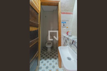 Banheiro de casa para alugar com 4 quartos, 130m² em Jardim da Gloria, São Paulo