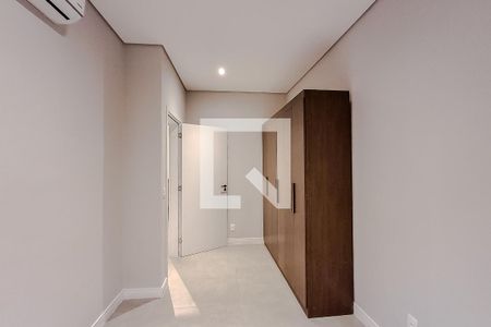 Quarto 1 de casa para alugar com 2 quartos, 100m² em Vila São José, São Paulo