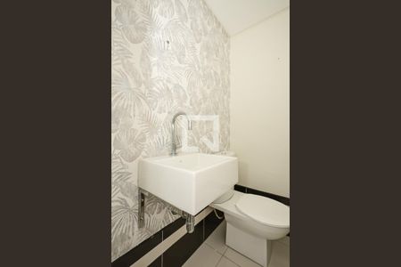 Lavabo de apartamento para alugar com 3 quartos, 200m² em Vila Suzana, São Paulo