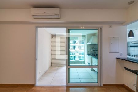 Sala de apartamento para alugar com 2 quartos, 66m² em Moema, São Paulo