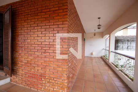 Varanda  de casa para alugar com 5 quartos, 1000m² em Jardim Antônio Cassillo, Votorantim