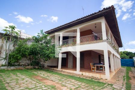 Fachada de casa para alugar com 5 quartos, 1000m² em Jardim Antônio Cassillo, Votorantim