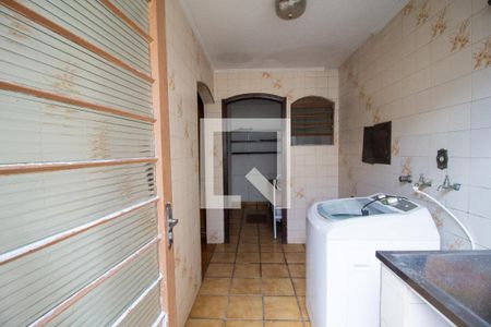 Área de Serviço de casa para alugar com 5 quartos, 1000m² em Jardim Antônio Cassillo, Votorantim
