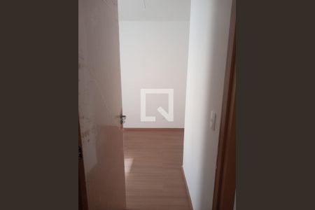 Quarto de apartamento para alugar com 2 quartos, 32m² em Costa E Silva, Porto Alegre