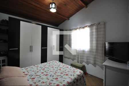 Suíte 1 de casa à venda com 5 quartos, 300m² em Vila Nivi, São Paulo