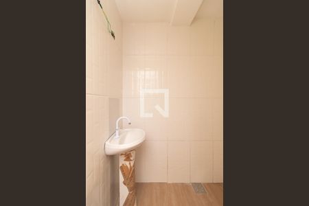 Banheiro de apartamento à venda com 1 quarto, 40m² em Centro Histórico, Porto Alegre