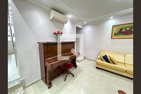 Sala de casa para alugar com 3 quartos, 176m² em Parque Continental I, Guarulhos