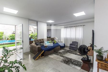 Sala  de casa de condomínio para alugar com 4 quartos, 385m² em Alphaville, Santana de Parnaíba